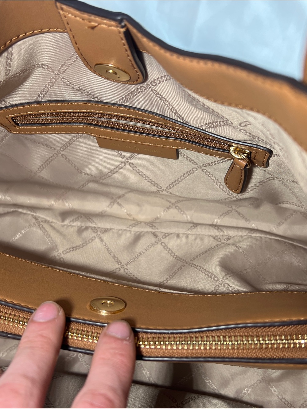 Michael Kors Rosemary Large Logo Shoulder Bag Vanilla Acorn Matching Wallet - Picture 11 of 16